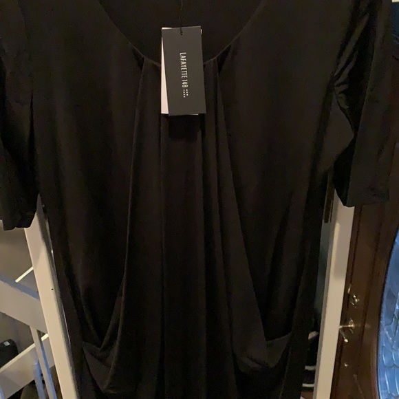 Black dress - Picture 3 of 3